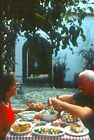 food_alfrescodining